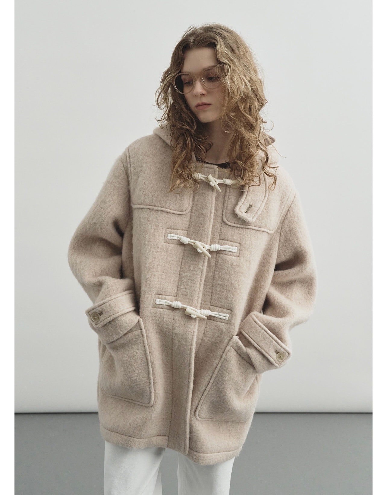 코트 색 골라주라!