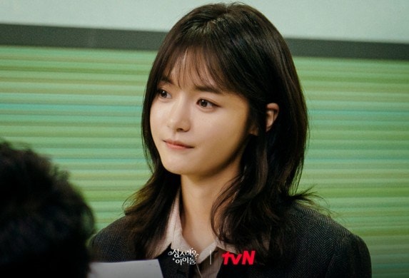 두분중 누가 소녀감성 느낌이 강해?