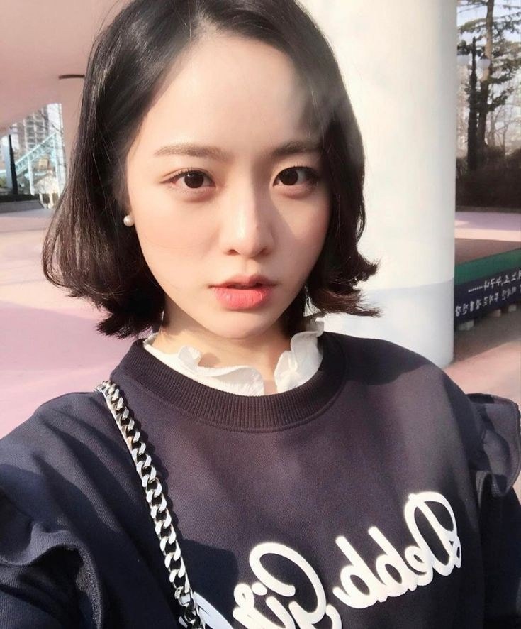 두분중 누가 소녀감성 느낌이 강해?