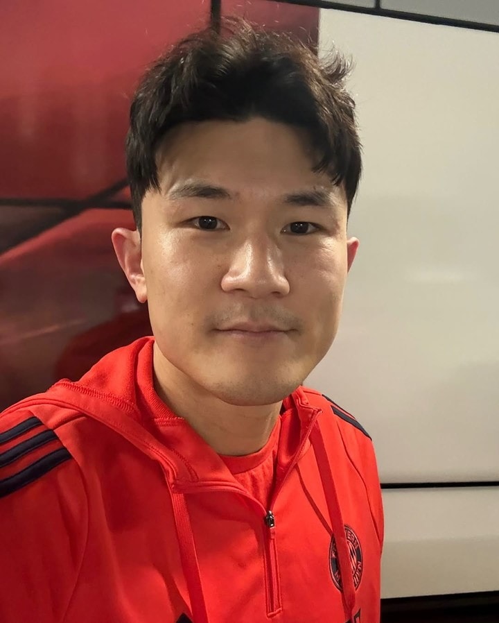 韓 축구 초비상! 김민재, '역대 16번째 프리미어리거' 문 닫힌다...첼시-토트넘, 본머스 핵심 수비수 영입전 본격화