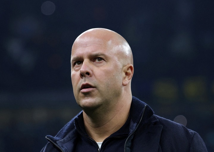 "알론소 얘기 좀 그만해!" 슬롯, 반복되는 경질설에 결국 분노...입지 불안은 여전→시즌 종료 뒤 평가 예정