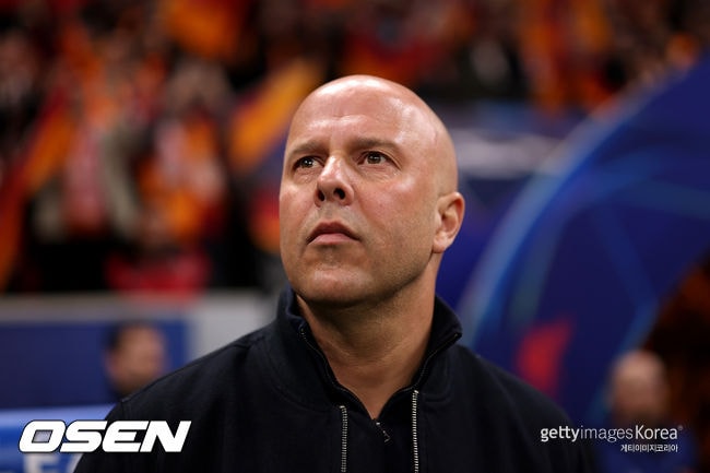 “이스탄불의 악몽! 나쁜 데자뷔!” 슬롯의 리버풀, 갈라타사라이 원정서 충격패… 지옥의 분위기에 ‘침몰’