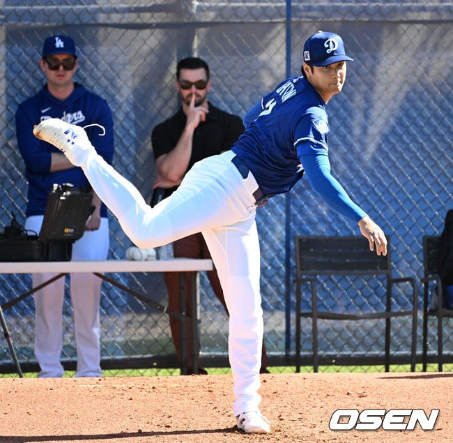 ‘WBC 탈락’ 오타니, 3일 만에 시범경기 투수 데뷔전 나선다…이정후, 1번 우익수 맞대결