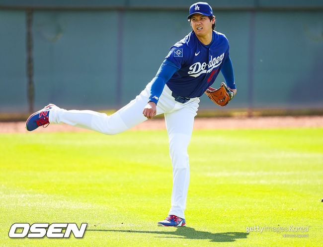 오타니 투수 복귀 덕분인가, 다저스 선발진 ML 1위 "또 우승 가능해"