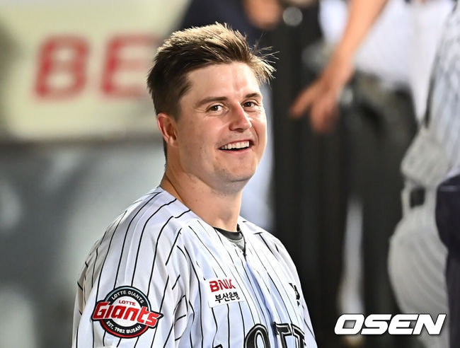 "한국서 살쪘다, 다시 가고 싶어" 비운의 롯데 10승 방출 외인, 이 정도로 좋아했다니…KBO 재취업 희망