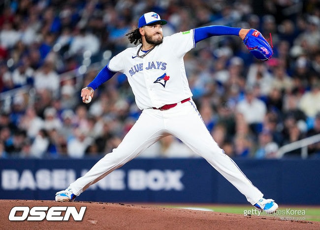 ‘복귀전 전방십자인대 부상’ 폰세, 결국 수술대 오르나…15일→60일 IL 이동, 최소 2달 결장 확정