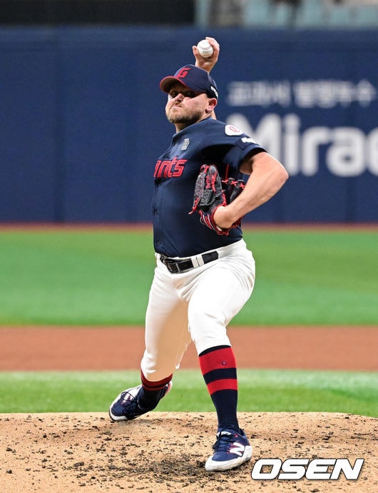 롯데 선발진이 달라졌다, 3연속 QS→3연승 돌풍…154km 쾅! 비슬리, KKKKKKK 위력투 [오!쎈 고척]