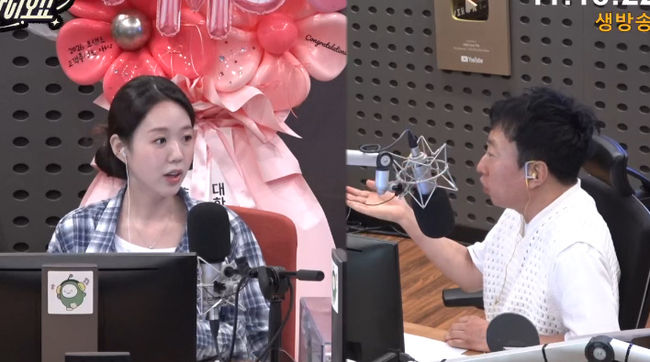 지예은, 'SNL' 합류후 부담감에 눈물 "기 눌려..주님 찾으며 엉엉 울었다"(라디오쇼)[순간포착]