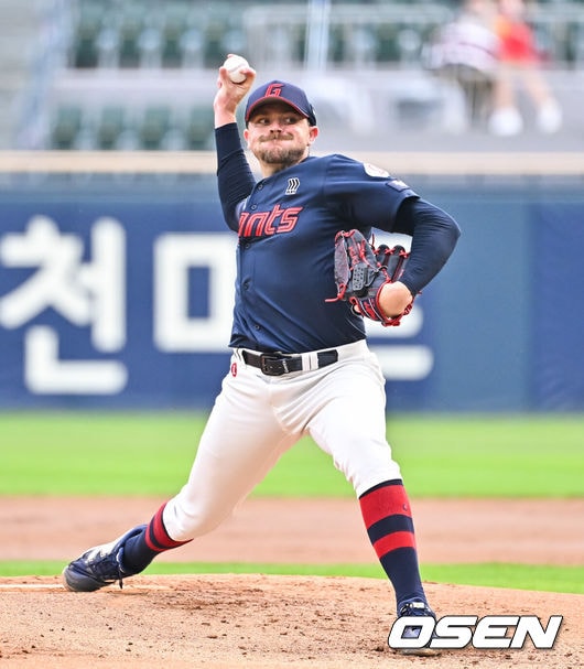 [21일 프리뷰] 4연승 롯데 비슬리 vs 5연패 키움 배동현, 누가 웃을까