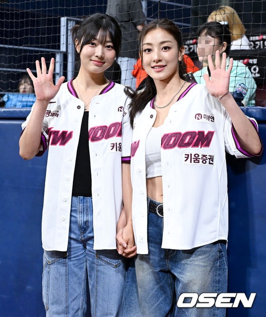 복근 드러낸 지효·청순한 이하음…야구장 밝힌 '우월한 유전자' [조은정의 라이크픽]