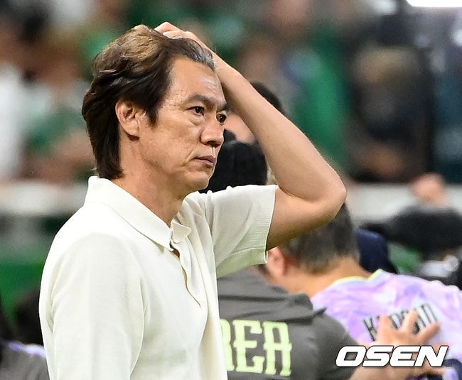A조 순위표가 한국을 압박한다…승점 3으로 2위, 남아공전 패배 땐 32강도 흔들