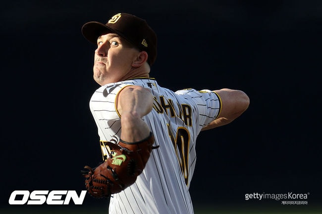 KBO 팀에 고전했던 투수 맞아? 다저스 우승시키고 '팽' 당했는데…친정팀 울린 부활투 "지고 싶지 않았다"