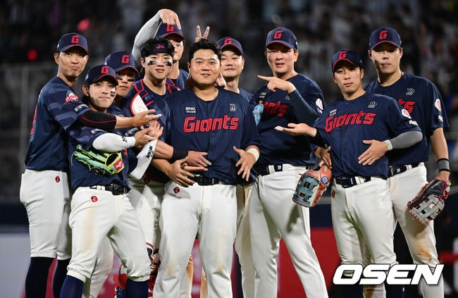 '동희 자이언츠' 대폭발! 김진욱까지 완벽투...김태형 화색, "김진욱 잘 막았고, 한동희 활약으로 승리" [오!쎈 수원]