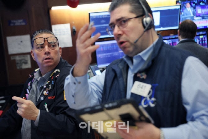 JP모간 "이란 전쟁에 유가 급등…S&P500 전망치 하향"