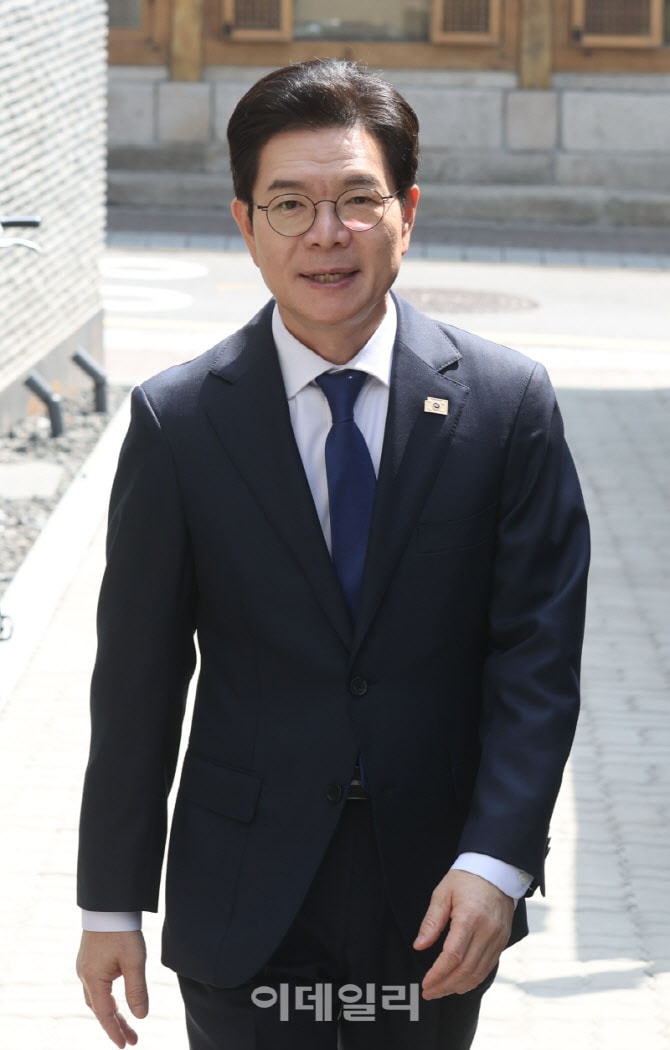 정원오 "오세훈 후보 확정 축하…정정당당 승부 기대"