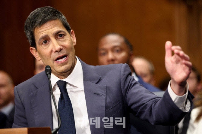 트럼프 “워시, 독립적으로 연준 운영하라”…시장선 금리인상 가능성 주목