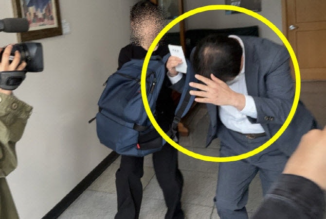 [그해 오늘] "변호사가 된 '몰카 판사'"...9년이 지나도
