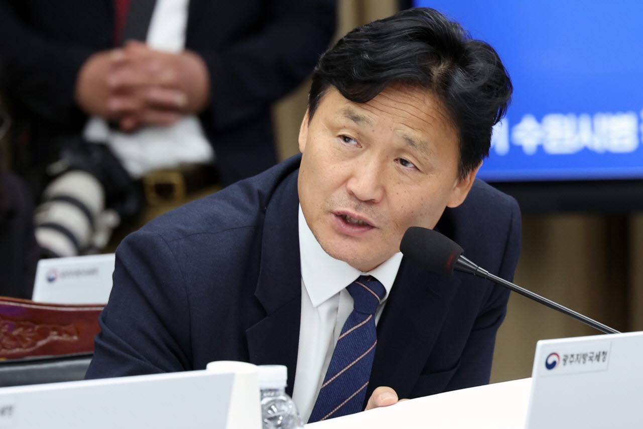 김영진 "유시민, 뇌피셜로 주장…필패 바라며 인디언 기우제 지내"