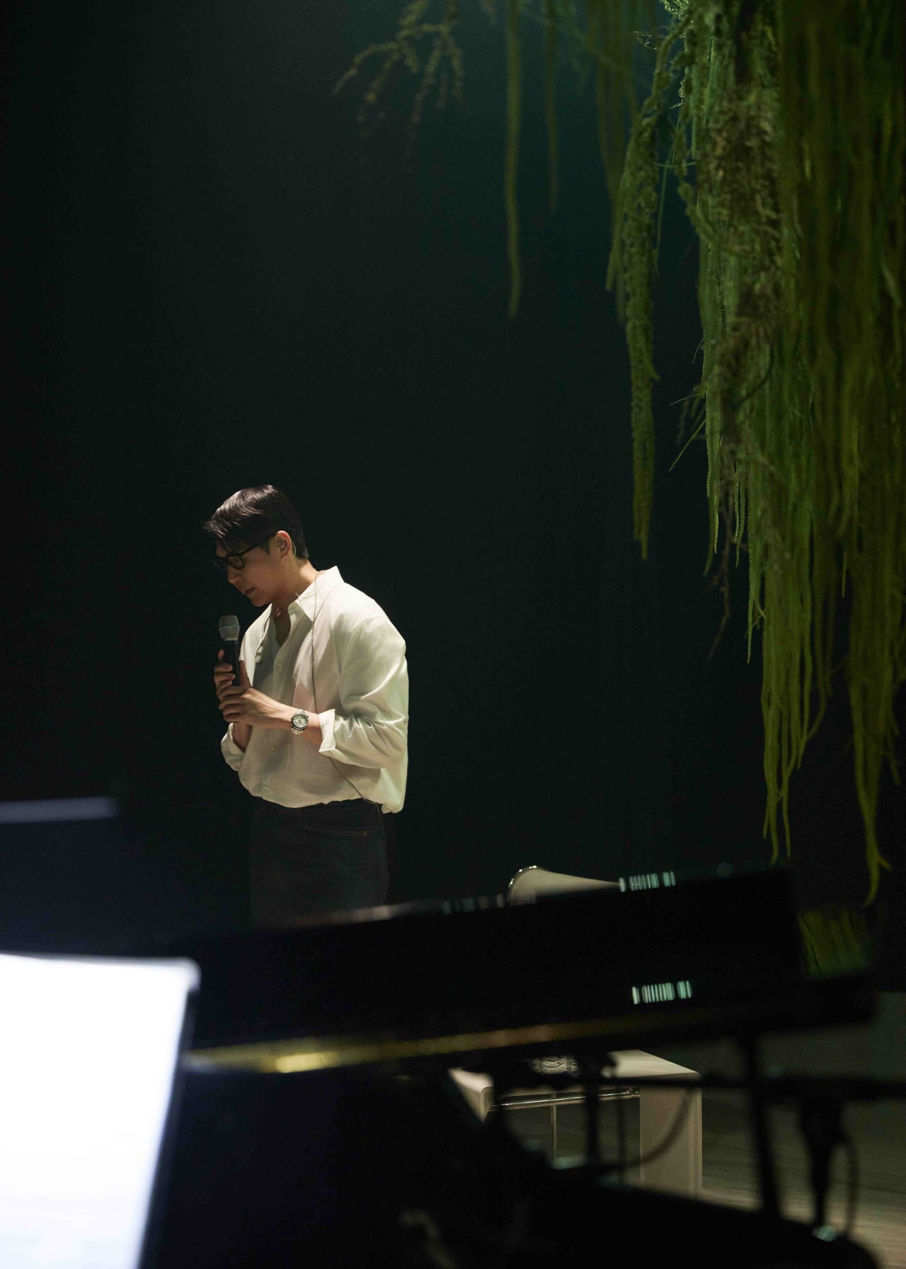 정준일이 ‘안아준’ 여름밤… 잔잔해서 더 선명했다[리뷰]