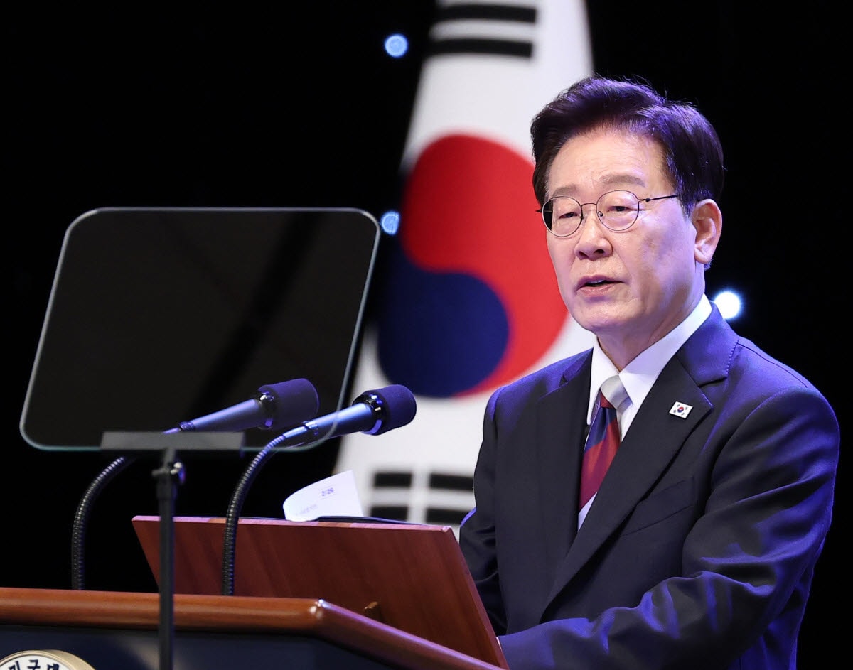 李 대통령, 인도네시아 강진 피해에 깊은 위로…"신속한 복구 기원"