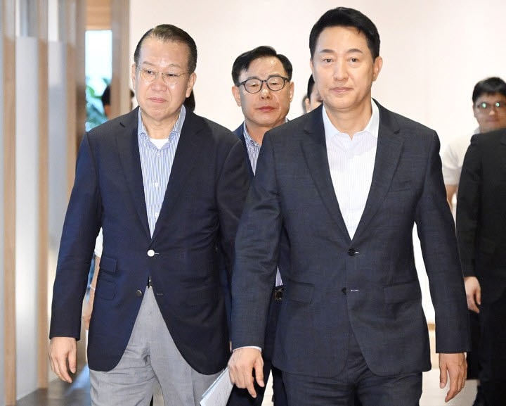 용산 두고 평행선 달리는 정부-서울시…李 "집값 폭등 안 돼" 경고