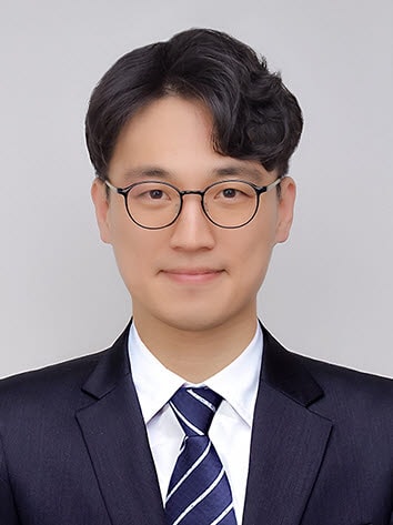 '공룡 경찰'의 민낯, 이제 한 달 남았다 [생생확대경]