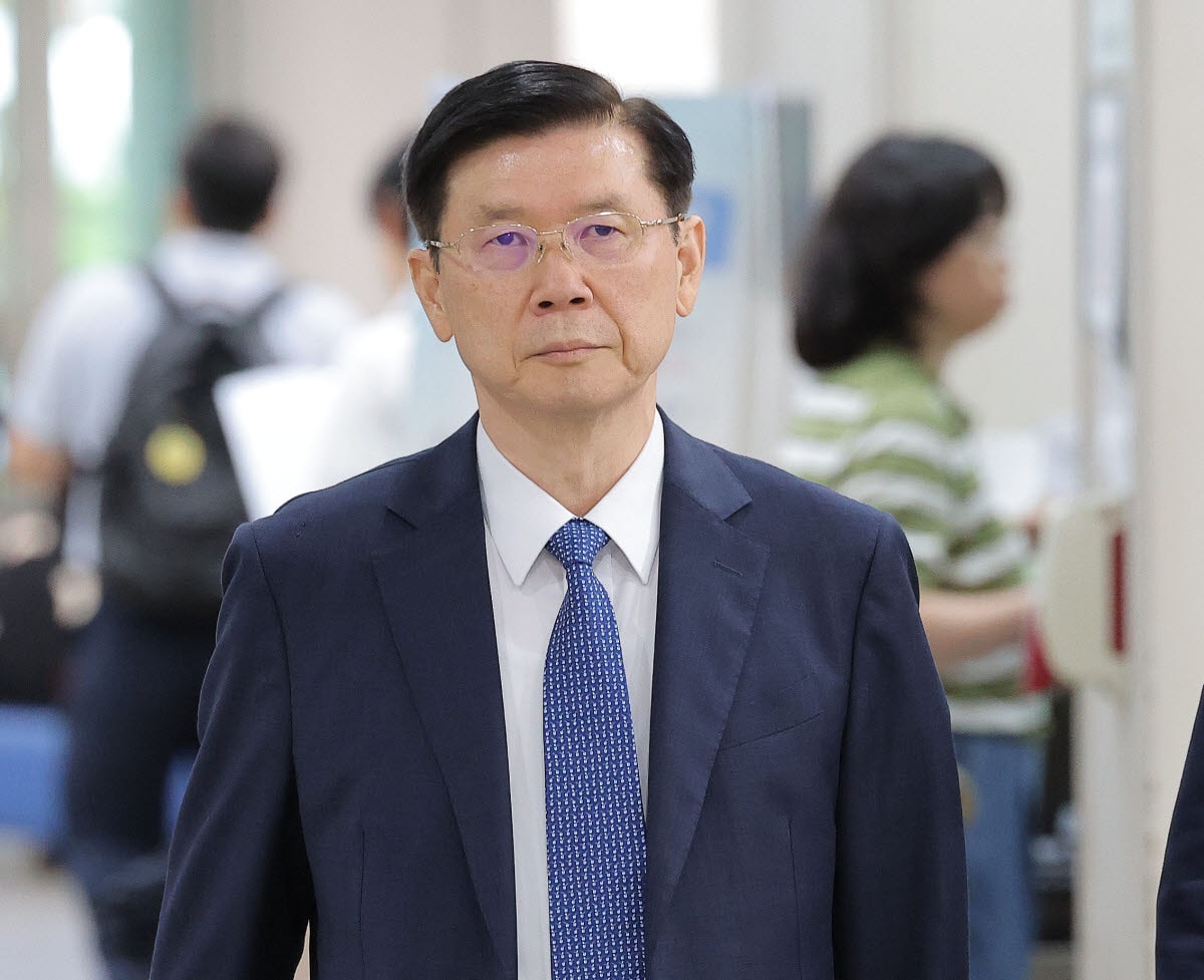 특검, '尹 비화폰 삭제' 박종준 前경호처장 2심 징역 3년 구형