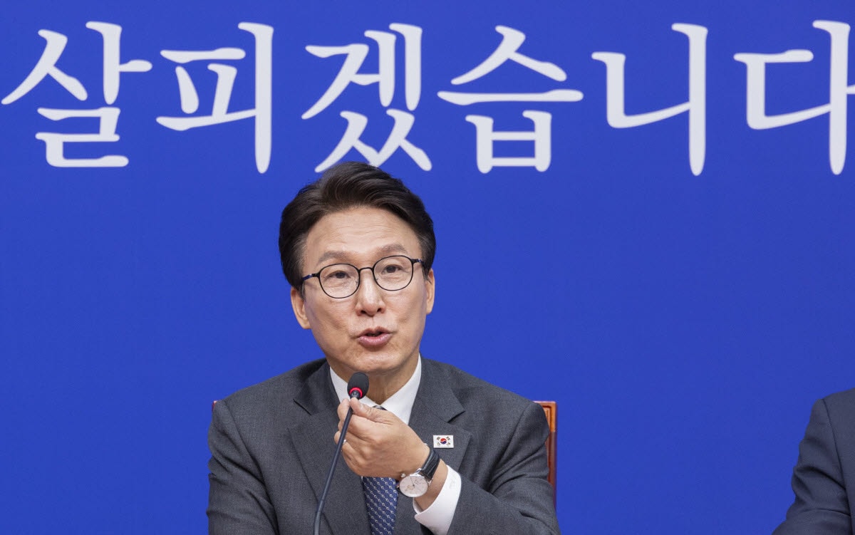 김민석, 유시민 논란에 “멸칭 최소화부터 시작해서 풀어가자”