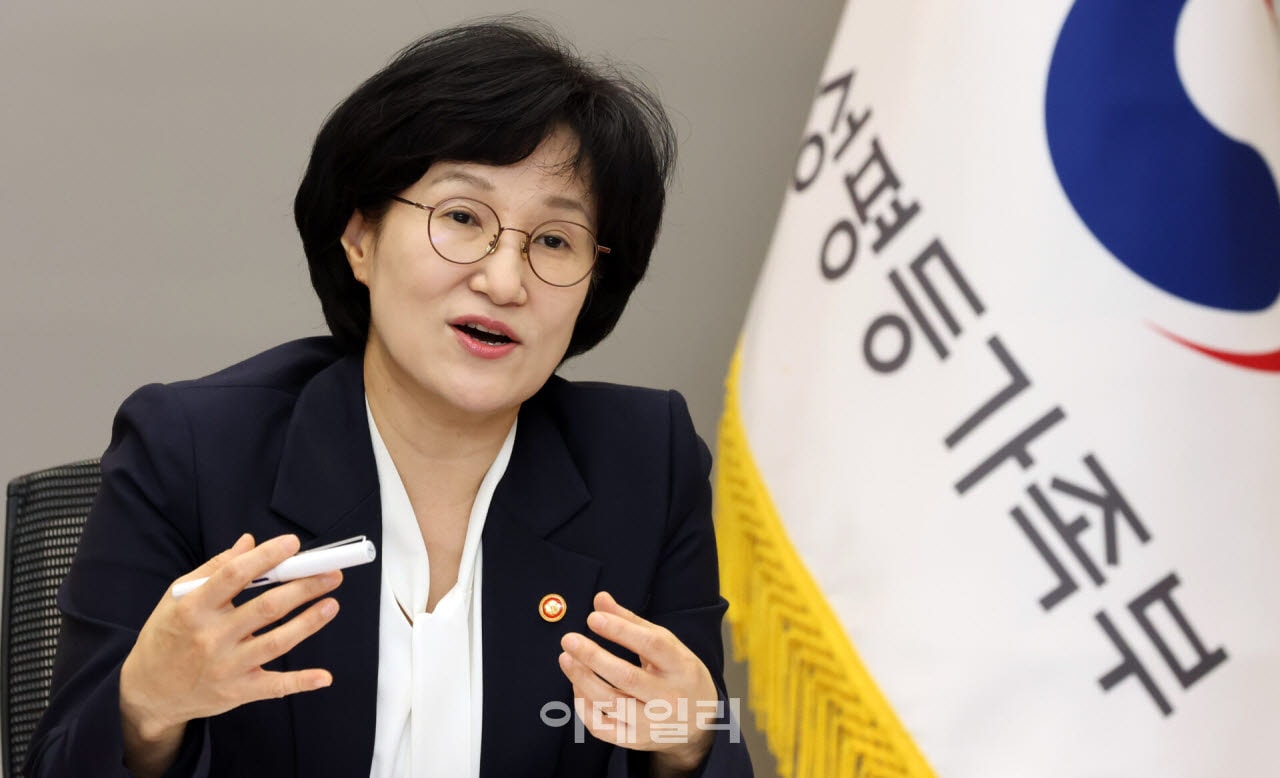 "촉법소년 책임은 국가·가정 몫…처벌보다 사회복귀 지원부터"