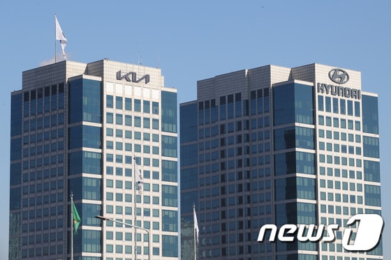 '형님' 현대차 주춤한 사이 '동생' 기아 질주…3Q 영업익 역전되나
