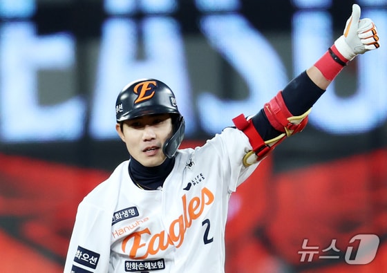 '심우준 4타점+화이트 역투' 한화, KIA 누르고 4연패 탈출…6위 복귀