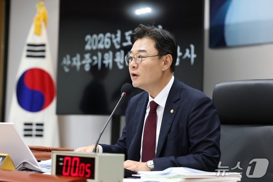 LH 공공임대 곰팡이 작업 2만 5000건…4년간 실태조사 '0건'