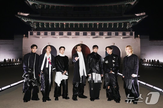 BTS '스윔', 美 빌보드 앨범 이어 핫100도 정상…7곡째 대기록(종합)