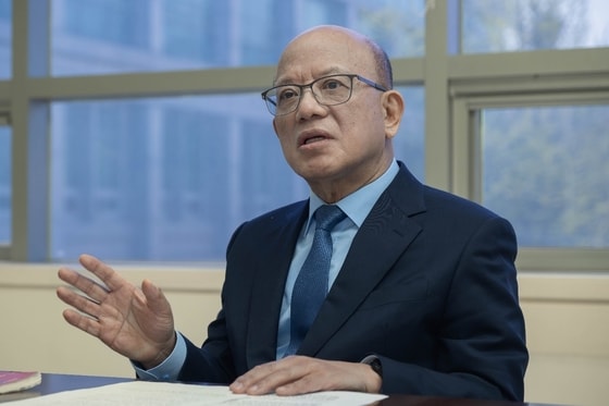 천고법치문화재단 신임 이사장으로 박한철 전 헌재소장 위촉