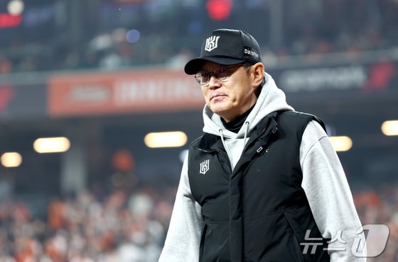 이강철 KT 감독 "강백호 어제만 7타점? 나눠치는 것보다 낫다"