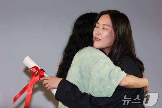 한국인 진미송 감독, 라 시네프 2등상 쾌거 "소주 한 잔 하고파" [칸 현장]