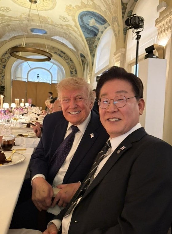 李대통령, 트럼프와 90분 만찬…"한반도 평화·한미관계 진전"
