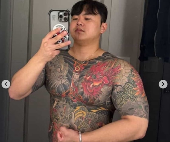 '알몸 피칠갑' 상태로 손 흔든 정재환…그걸 보고 순찰차 반대로 돌린 경찰