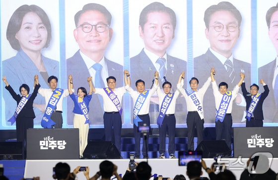 [속보] 최민희·박선원·서미화·이성윤·한민수 최고위원 당선…김용 탈락