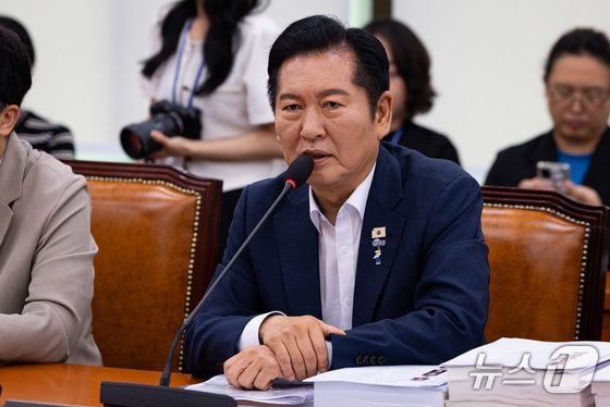 정청래, 공소청 직제안에 "악마는 디테일에…오해 소지 없애야"