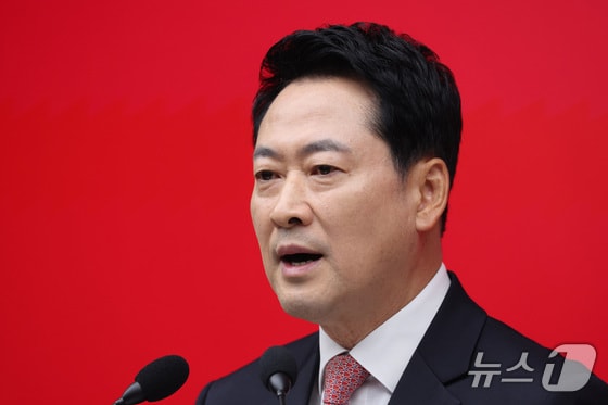 [뉴스1 PICK]장동혁, 취임 1주년 "제대로 싸울 인재로 당 채울 것"