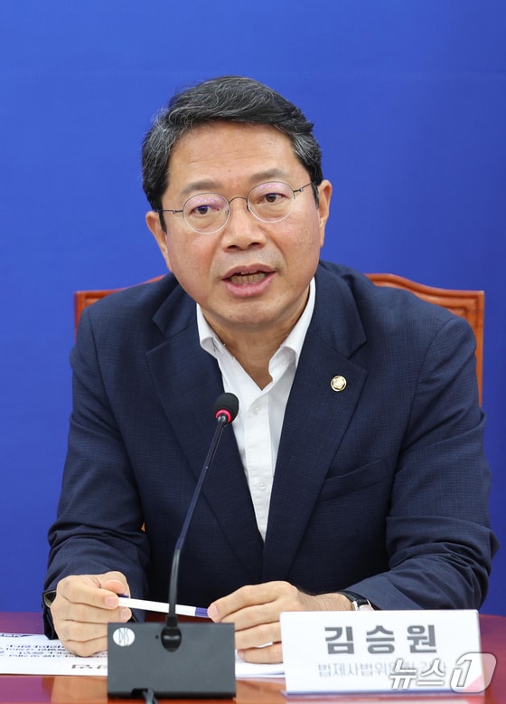 [프로필] 신임 법무부 장관에 김승원…'판사 출신' 檢개혁 강성파