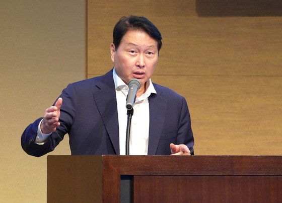 최태원 "한일, 경제공동체 만들어야"…양국 저출산 문제 극복 방안(종합)