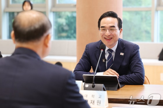 박홍근, 부산서 "내년 전국 고등교육 3조 증액…지역의료 1.3조 집중투자"