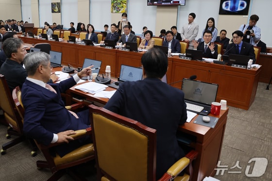과방위 국감 '정보유출' 정조준…해킹 기업 줄줄이 증인석