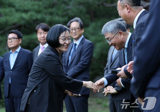 韓총리 "정책 성패, 주택공급 확보에 달려…민관 원팀으로"