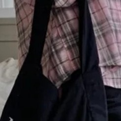 복장자율회사 빨간색 나일론백 괜찮 vs 에바