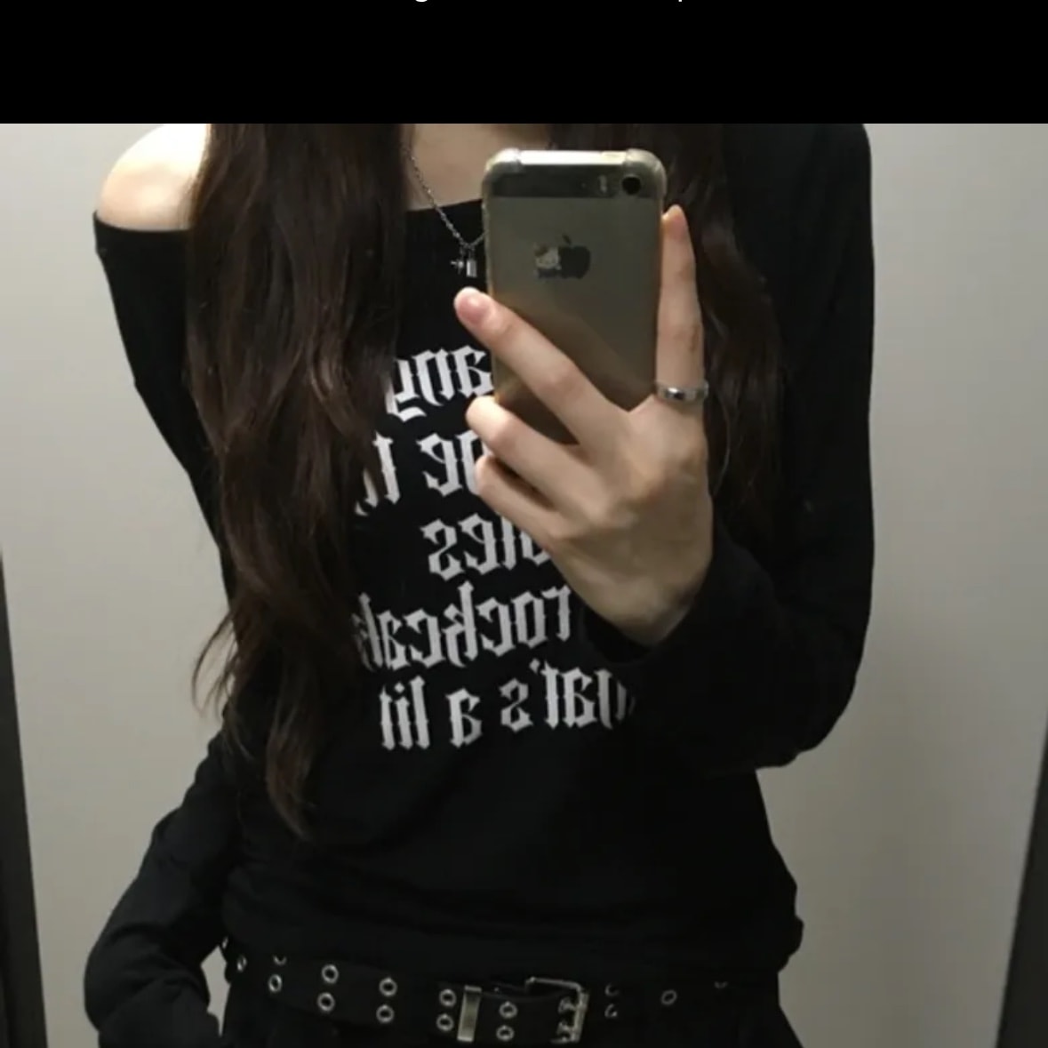 옷 색 뭐사지 !!!!!