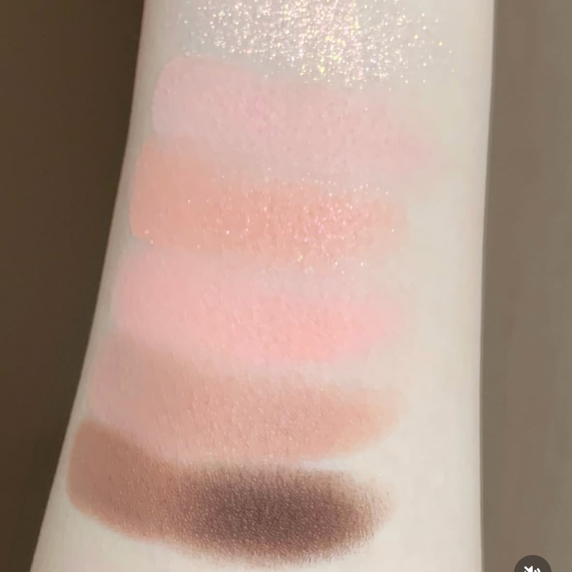 봄웜라 여쿨라 뭐가 이쁠까 팔레트