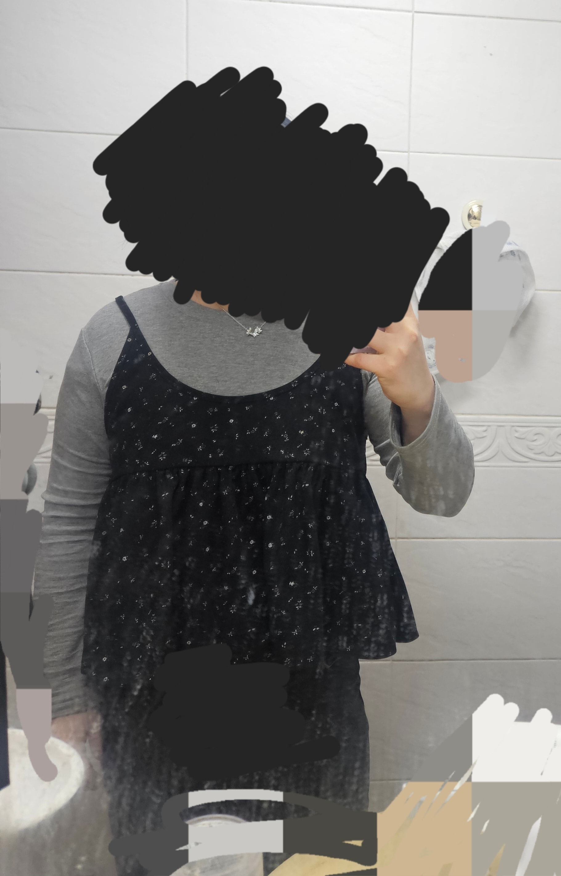 콘서트 입고갈 옷좀 골라줘 ㅠㅠ